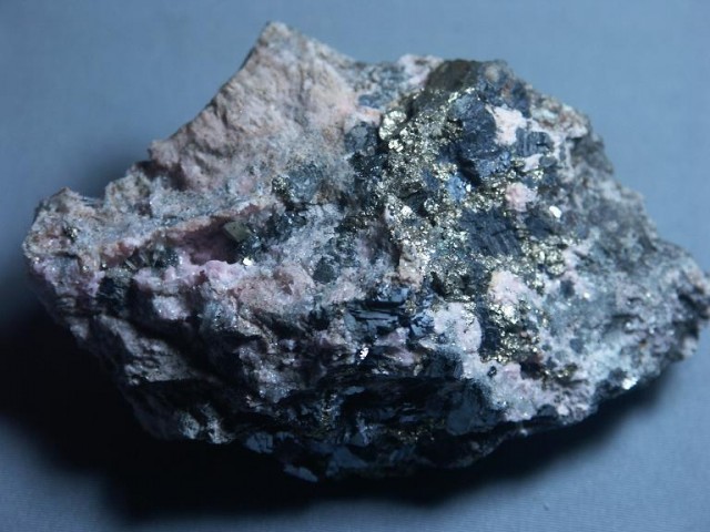 菱ﾏﾝｶﾞﾝ鉱　方鉛鉱