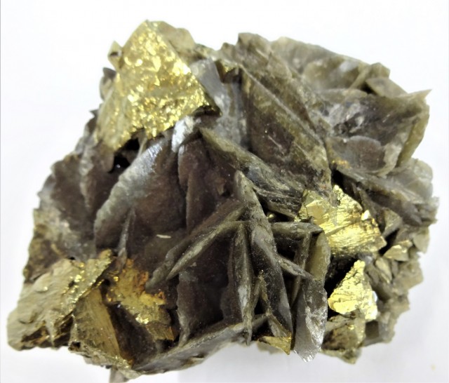 黄銅鉱と菱鉄鉱　　